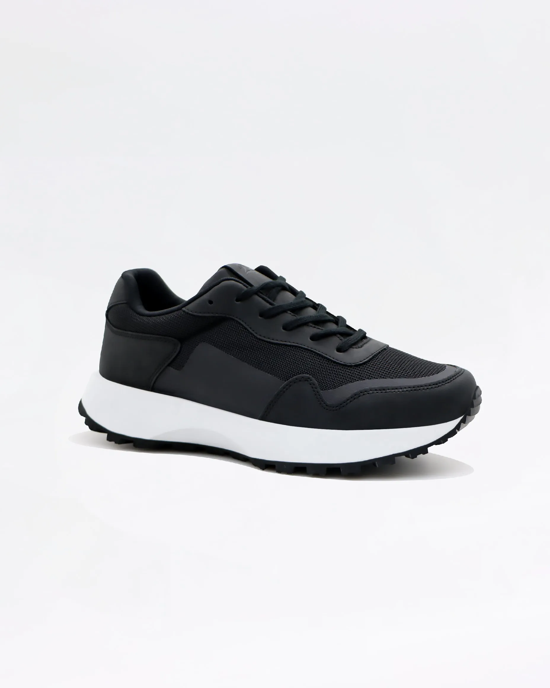 2H #2705 2001 1133 Black Casual shoes